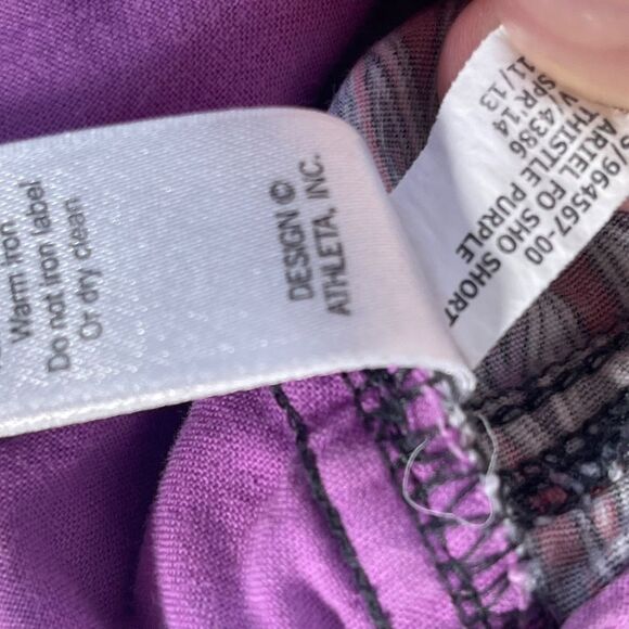 Athleta Ariel Fo Sho Thistle Print Shorts Sz 2/XS - Picture 9 of 9